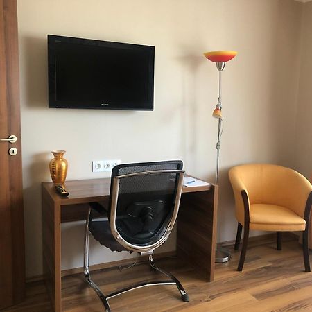 Cabrio Apart Hotel Cluj-Napoca Ngoại thất bức ảnh