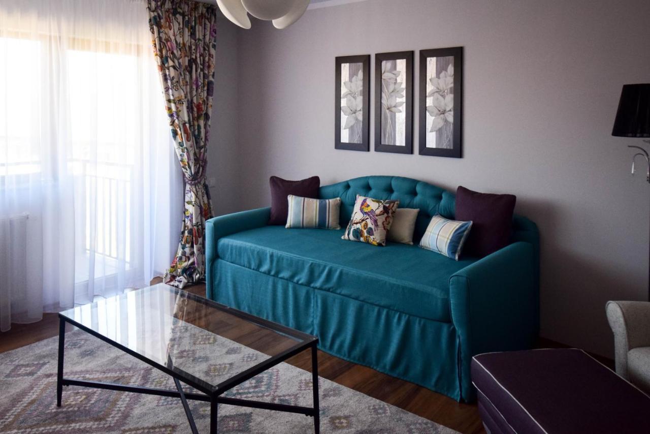 Cabrio Apart Hotel Cluj-Napoca Ngoại thất bức ảnh